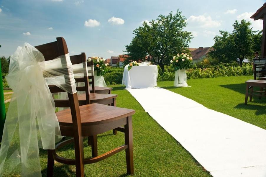 Hotel Vinohrad Milotice المظهر الخارجي الصورة